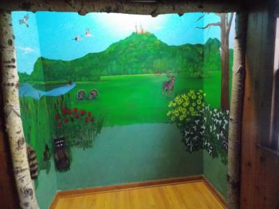 Bedroom center north mural